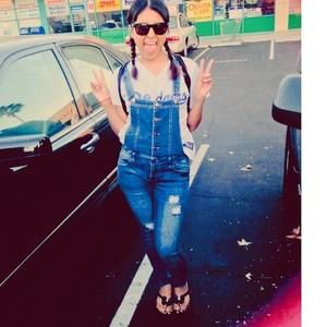 Meet your Posher, Marisol